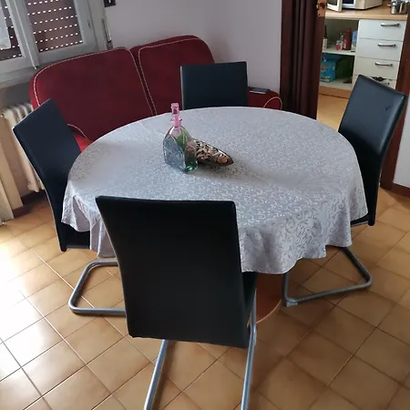 Guest house Matrimoniale Con Ampio Armadio Pordenone