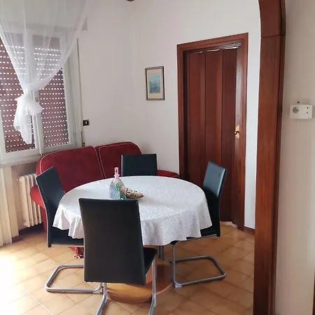 Matrimoniale Con Ampio Armadio Guest house Pordenone